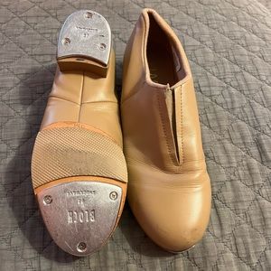 Tan tap shoes